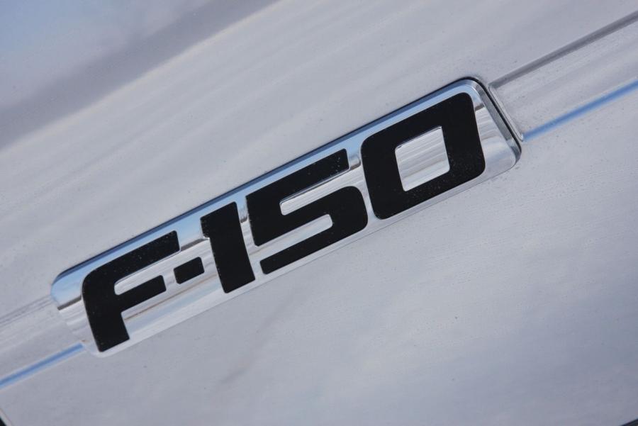  Ford F-150 Platinum 4x4 2009 года  (фото 36 из 48)